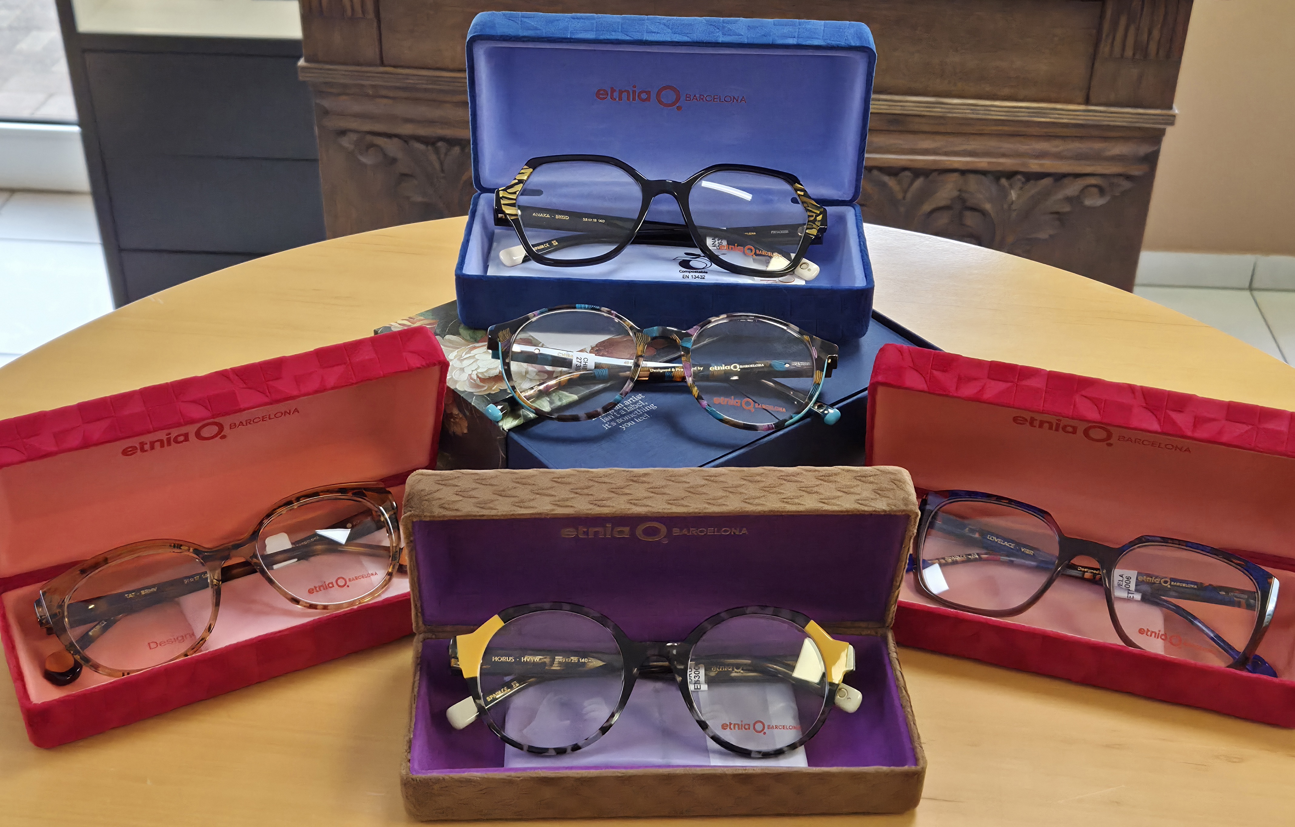 Neue Etnia Barcelona Kollektion – Kunststoffacetat aus Italien bei Optik Johann Tholey